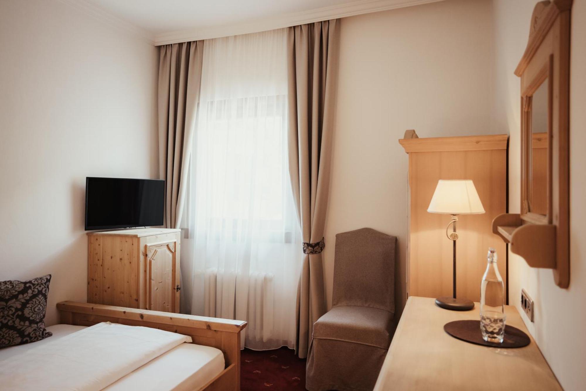 Kristallhotel Corona-Krone 산 비질리오 디 마레베 외부 사진
